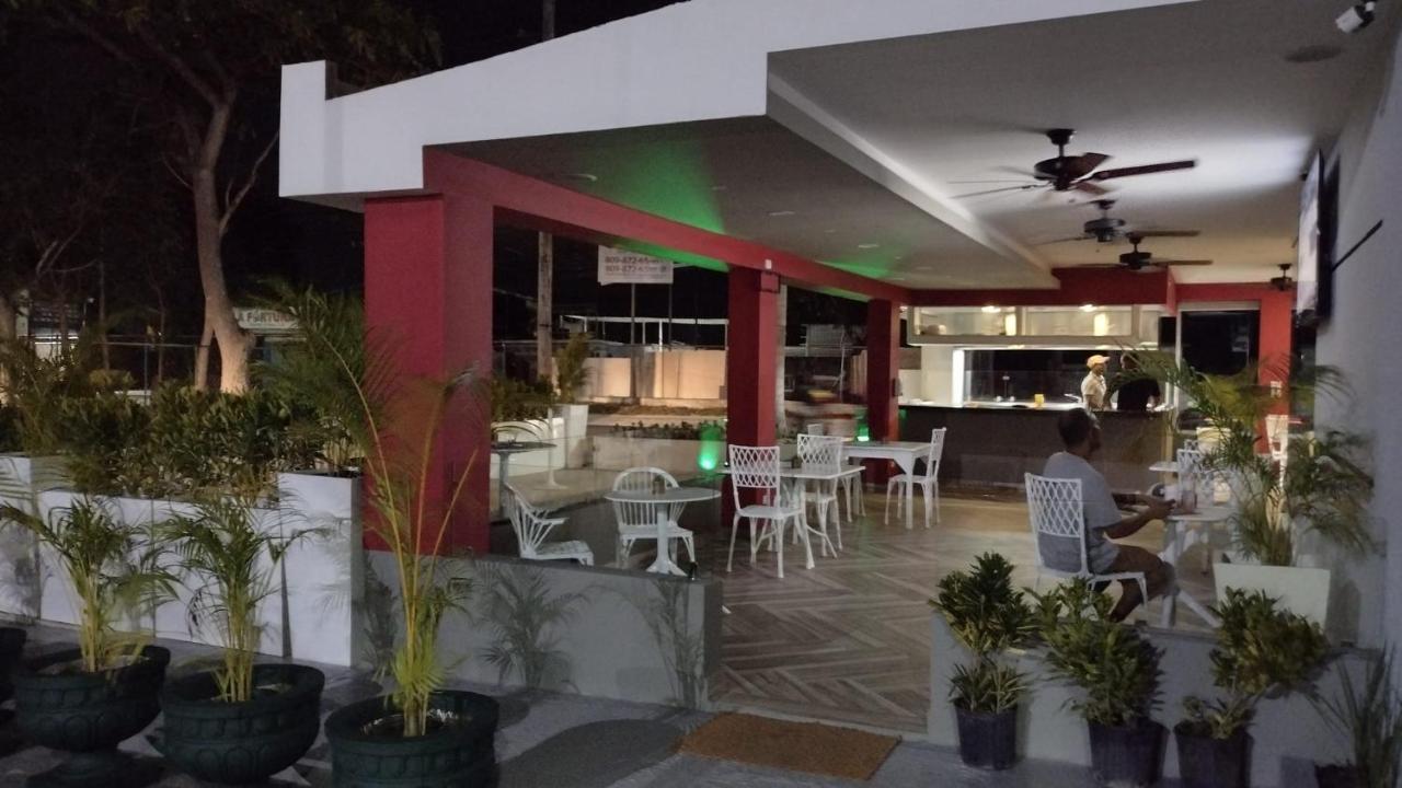 Hotel Plaza Coral